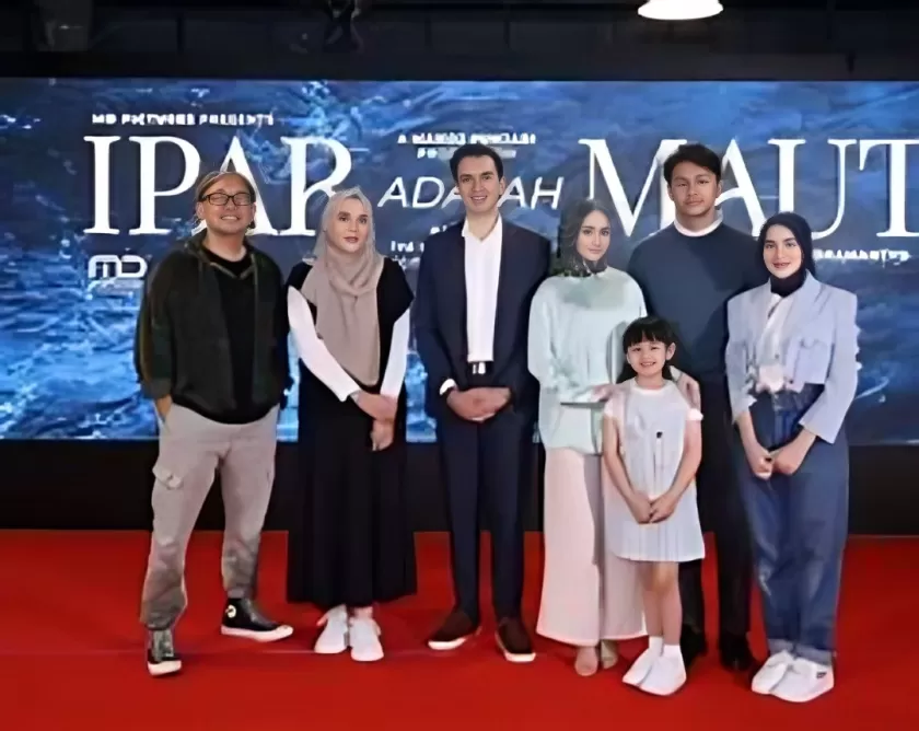 Ipar Adalah Maut: Mengadaptasi Cerita Viral TikTok dengan Gaya Santai dan Sarkastik