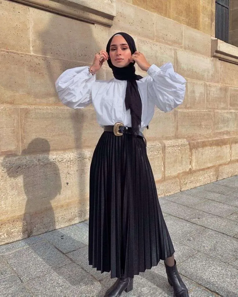 5 Inspirasi Outfit Kondangan dari Batik dan Busana Kasual Kondangan Simple tapi Tetap Stylish