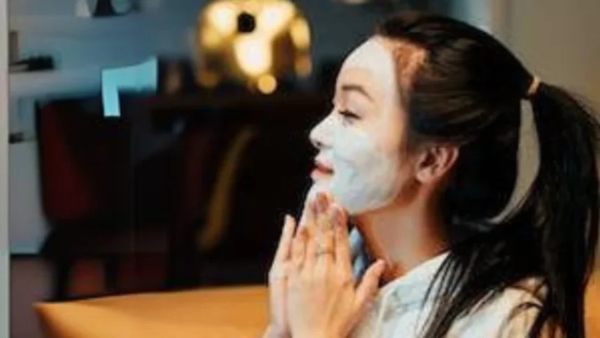 Gua Sha, Rahasia Cantik Ala China yang Bikin Wajah Kamu Glowing!