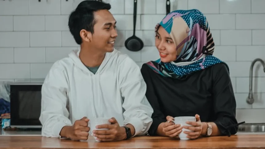 5 Cara Jitu Biar Jadi Istri Idaman, Suami Makin Sayang!