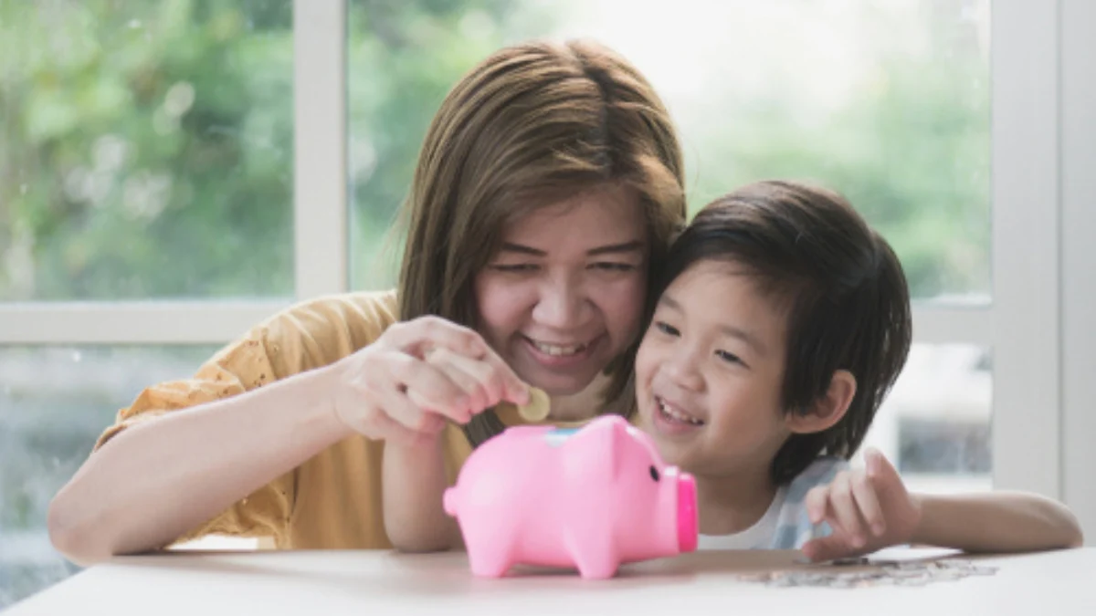 5 Tips Berguna bagi Para Ibu untuk Menjaga Keuangan Keluarga saat Anak Mulai Sekolah