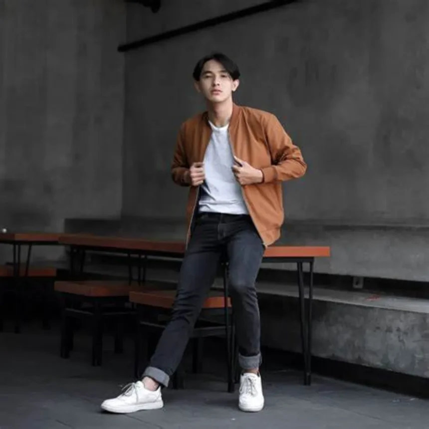 Bikin Cewek Melongo! Ini Dia Rahasia Outfit Pria Cool Tapi Santai yang Wajib Kamu Coba