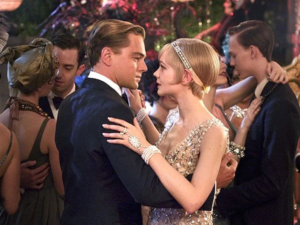 “The Great Gatsby” dan Kritiknya terhadap Impian Amerika: Studi Kasus Baris Terakhir