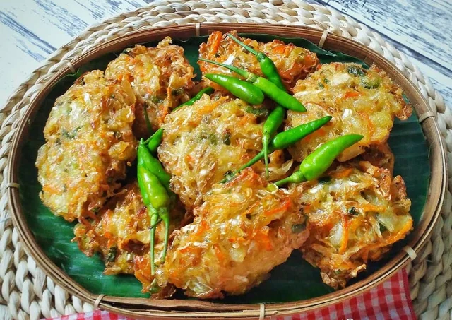 Gorengan Bisa Jadi Takjil Sehat, Asal Anda Ikuti Tips Ini, Pengen Sehat Kan? Makanya Yuk Simak