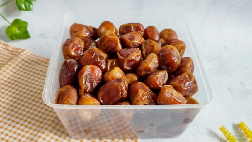 Cicipi 5 Jenis Kurma Terbaik Super Manis dan Legit Ini, Pas Banget Buat Cuci Mulut Saat Berbuka, Mana Kesukaan Kamu?