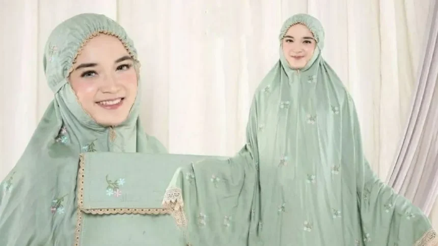 Mukena Dewasa Rayon Adem Motif Melati Terbaru: Pilihan Fashion Muslim Paling Diminati di Shopee