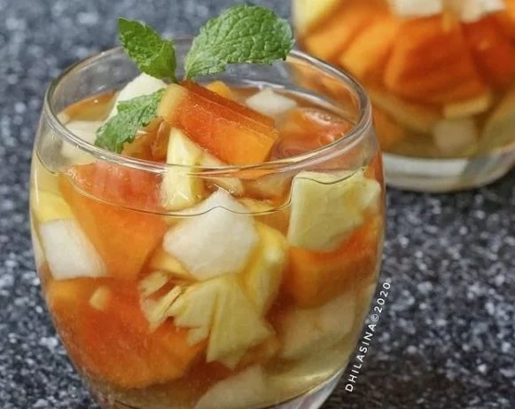 Menghadirkan Kelezatan Tradisional: Resep Es Buah Nostalgia untuk Berbuka Puasa