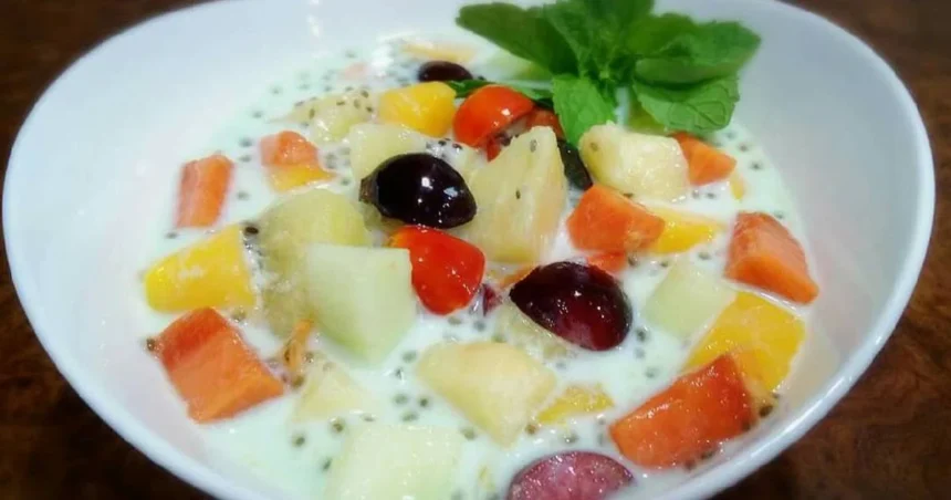 Resep Es Buah Susu Segar Sederhana untuk Menu Buka Puasa