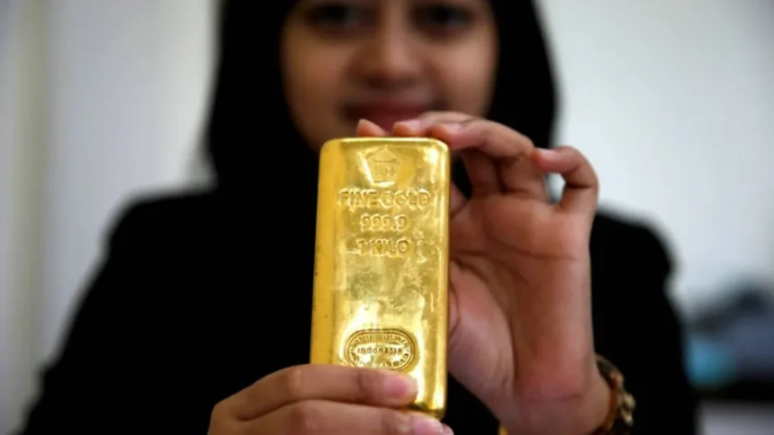 Harga Emas Antam Terbaru 2024: Naik Lagi, Ibu-ibu Wajib Tahu!