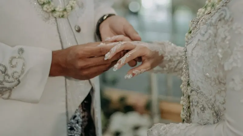 Menjelajahi Friendship Marriage denan Pernikahan Tanpa Cinta Romantis, Apakah Mungkin?