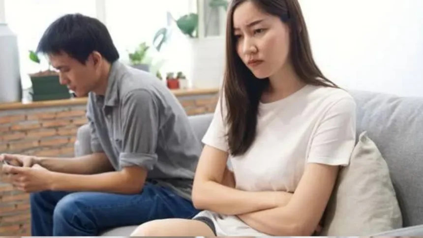 Keluar dari Labirin: 5 Strategi Teruji untuk Move On dari Situationship!