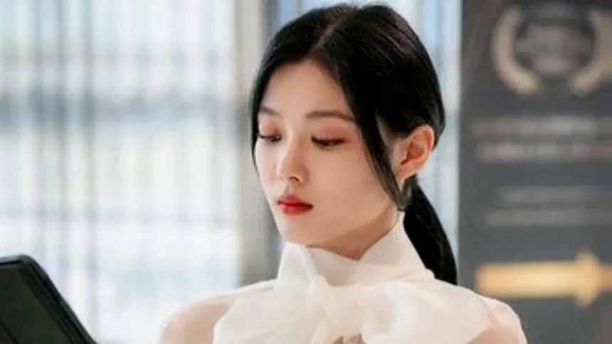4 Aktris Korea dengan Penampilan Mewah Sebagai Chaebol di Drakor  Terbaik!