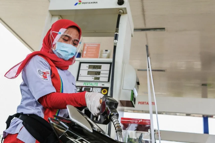 Naiknya Harga BBM: Antara Kebutuhan Negara dan Jeritan Rakyat