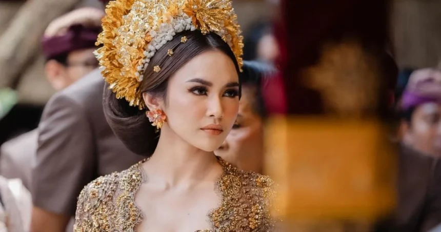 Jelang Pernikahan, Potret Mahalini yang Kini Sudah Mualaf Setelah Acara Mepamit