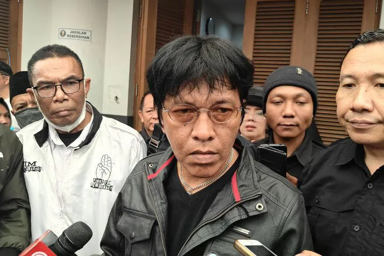 Hotman Paris Turun Tangan Usut Tuntas Kasus Pembunuhan Vina oleh Geng Motor