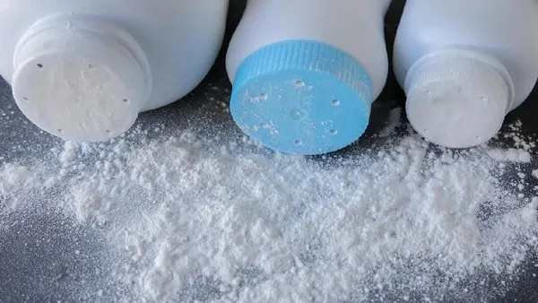 Awas! Bedak Tabur dengan Asbes: Bahaya yang Mengintai Kecantikan Moms!