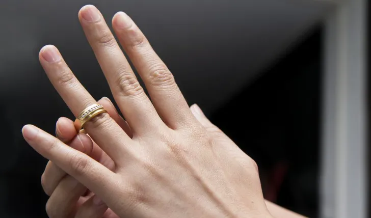 Cincin Tunangan vs Cincin Pernikahan: Apa Bedanya?