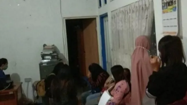 Skandal Penyekapan di Sumatera Barat: Ternyata 5 Wanita Itu Tidak Semua Janda!