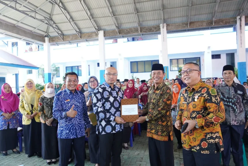 Sertifikasi Guru Cair Hari Ini! Tapi Ada Syarat Ketat yang Harus Dipenuhi. Apa Saja?