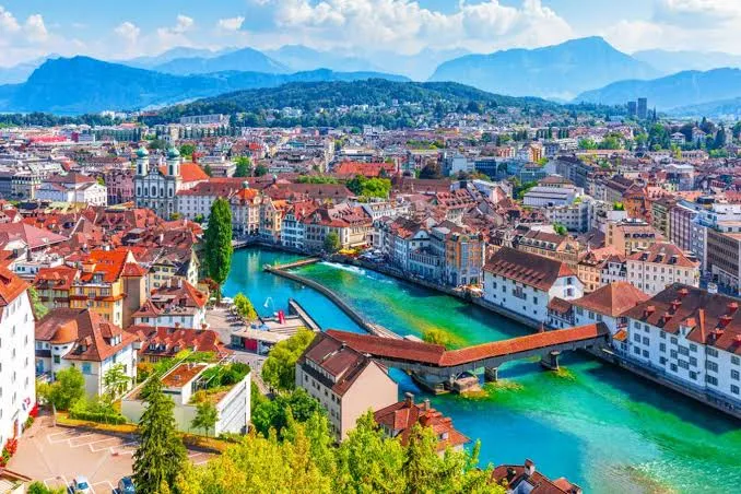5 Fakta Menarik tentang Negara Swiss yang Jarang Diketahui Oleh Banyak Orang!