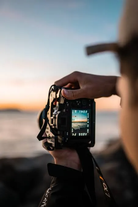 6 Panduan Lengkap Buka Bisnis Fotografi dari Rumah, Gak Perlu Studio Mahal!
