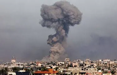 Dunia Hari Ini: Israel Serang Rafah !