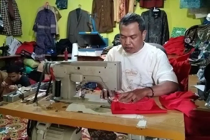 Berkreasi dari Rumah: 5 Ide Bisnis Jahit Pakaian Bayi yang Lagi Dicari Banyak Orang