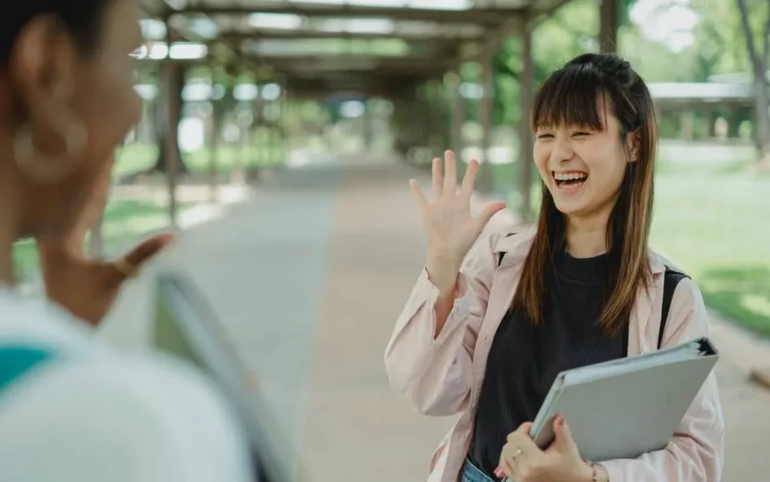 Awas, Jangan Tersesat di Lautan Kencan! Panduan Pintar untuk Bertahan, Tanpa Bikin Kamu 'Tenggelam'!