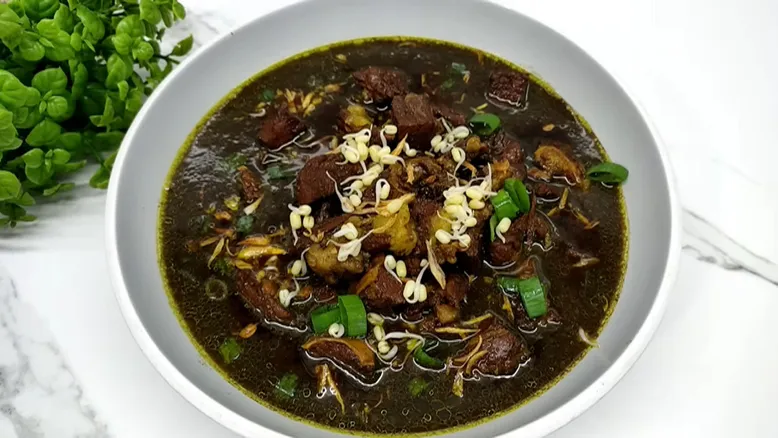 Masakan Khas Jawa Timur: Jadikan Daging Kurbanmu Menjadi Rawon yang Lezat dan Gurih