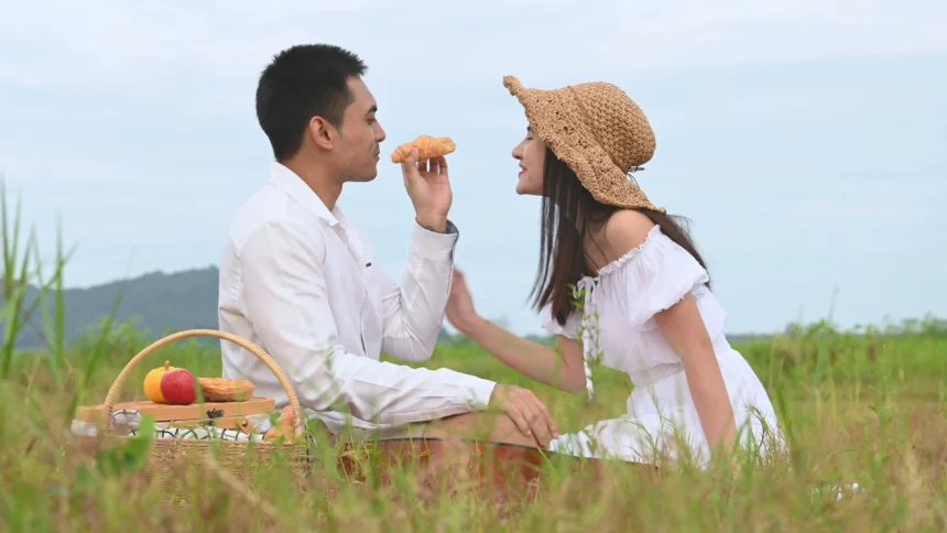 Persahabatan Abadi atau Cinta yang Tertunda? Fenomena Friendship Marriage di Jepang