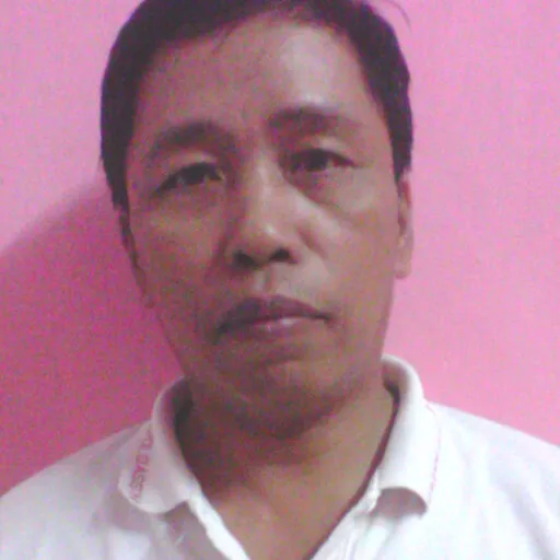 Profil Remigius Tandioga: Dosen Inspiratif yang Meninggal di Meja Kerja