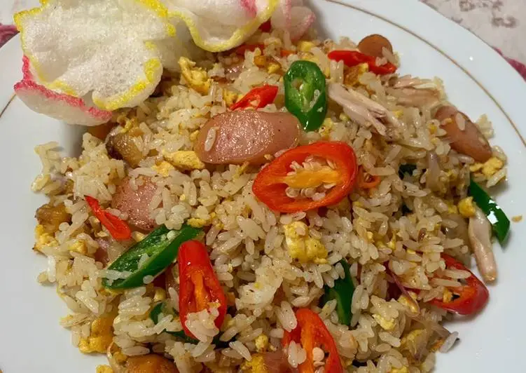 Nasi Goreng Sosis dan 5 Ide Olahan Sosis Lainnya yang Cocok untuk Makan Siang dan Malam! (Ilustrasi)