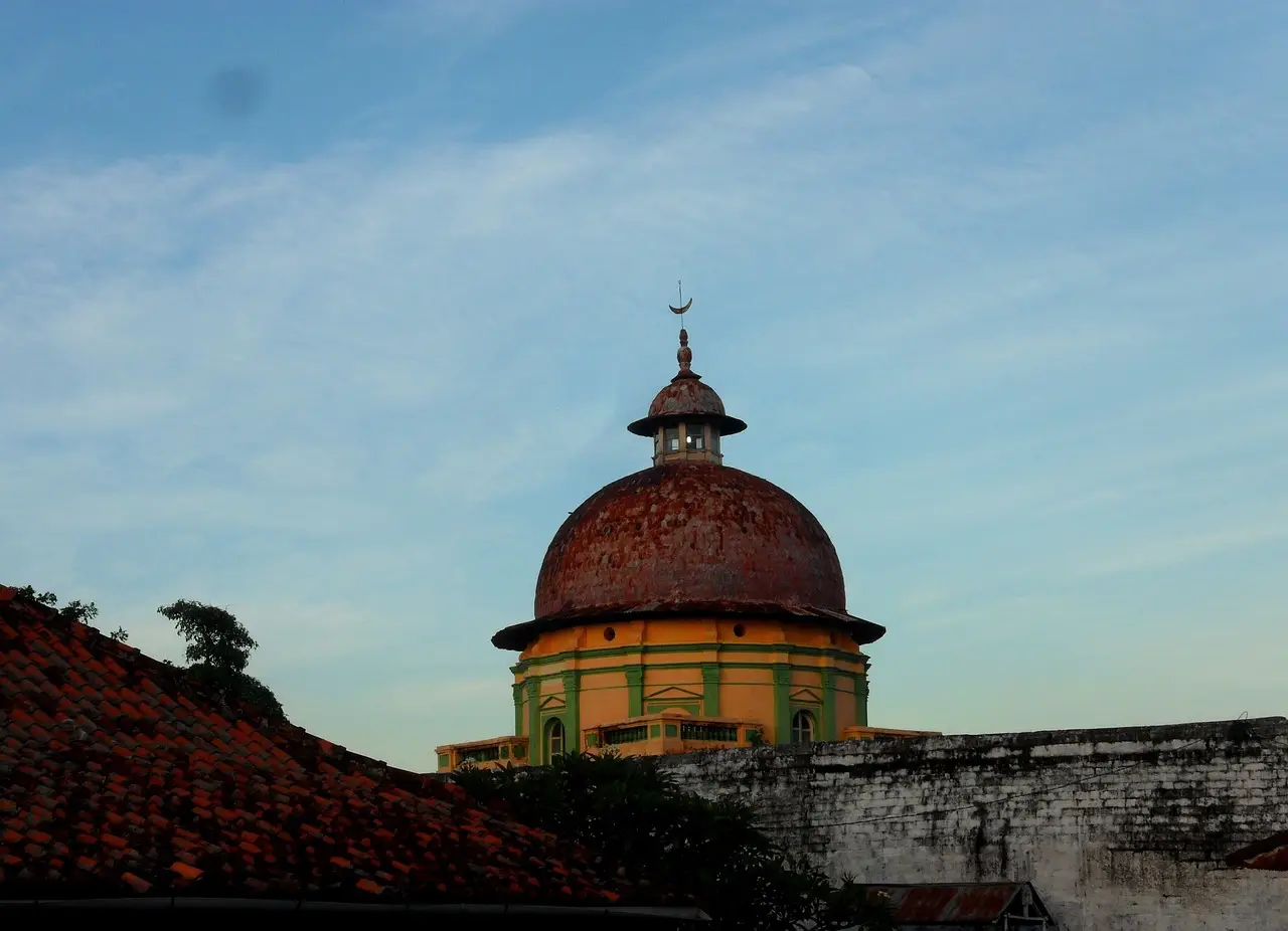 makam asta tinggi, sumenep, madura