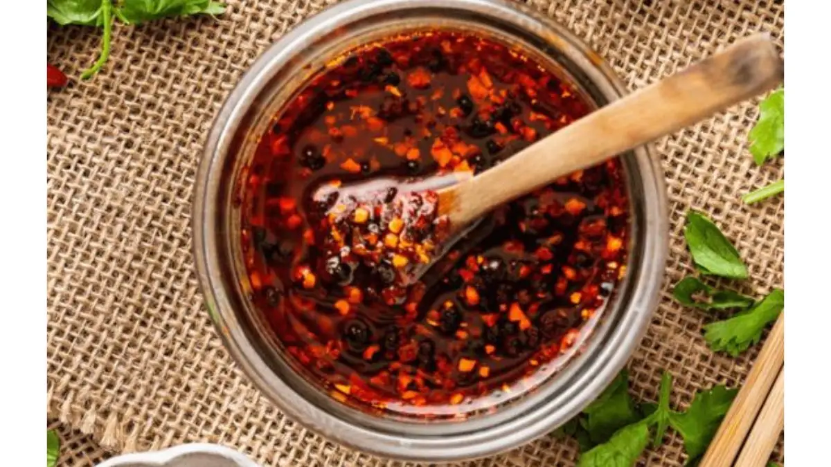 Sensasi Pedas dengan Sambal Chili Oil yang Halal dan Mudah Dibuat di Rumah! (Ilustrasi)