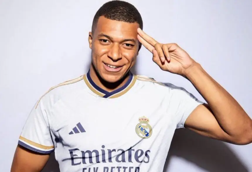 Real Madrid Resmi Perkenalkan Mbappe, 80.000 Fans Sambut Mbappe di Santiago Bernabeu (Ilustrasi)