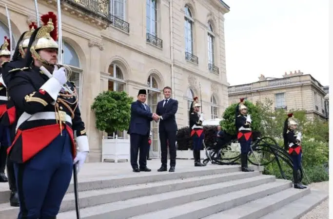 Prabowo Subianto Bertemu Presiden Komite Olimpiade Internasional (IOC) Thomas Bach di Paris (Ilustrasi)
