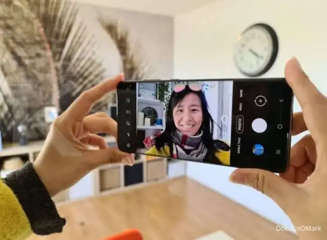 Kamera Setara DSLR, Ini 4 Rekomendasi Ponsel Samsung Terbaik! (Ilustrasi)