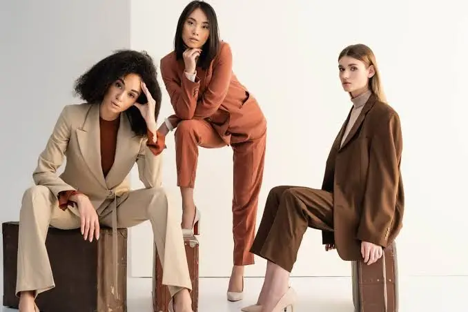 Eksplorasi Fashion Wanita: Definisi, Manfaat, dan Style yang Umum Dipakai (Ilustrasi)