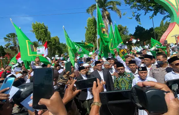 Pasangan KH Muhammad Ali Fikri dan KH Unais Ali Hisyam, resmi mendaftar ke KPU (Ilustrasi)