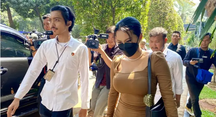 Hukuman 1 Tahun Penjara untuk Siskaeee Terkait Konten Dewasa di Era Digital (Ilustrasi)