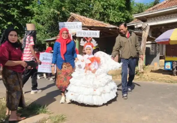 Semarak Kemerdekaan, SDN Kajuanak 3 Bangkalan Tampilkan Kreativitas Siswa dalam Karnaval (Ilustrasi)