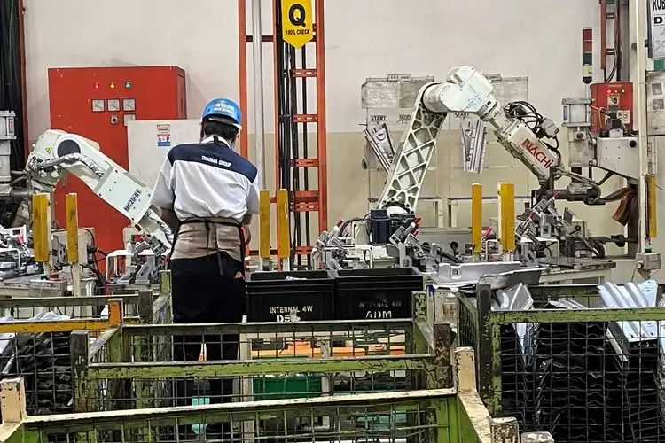 Mobil Listrik Impor Hantam Industri Komponen Lokal: Nasib Sektor Otomotif RI di Ujung Tanduk?