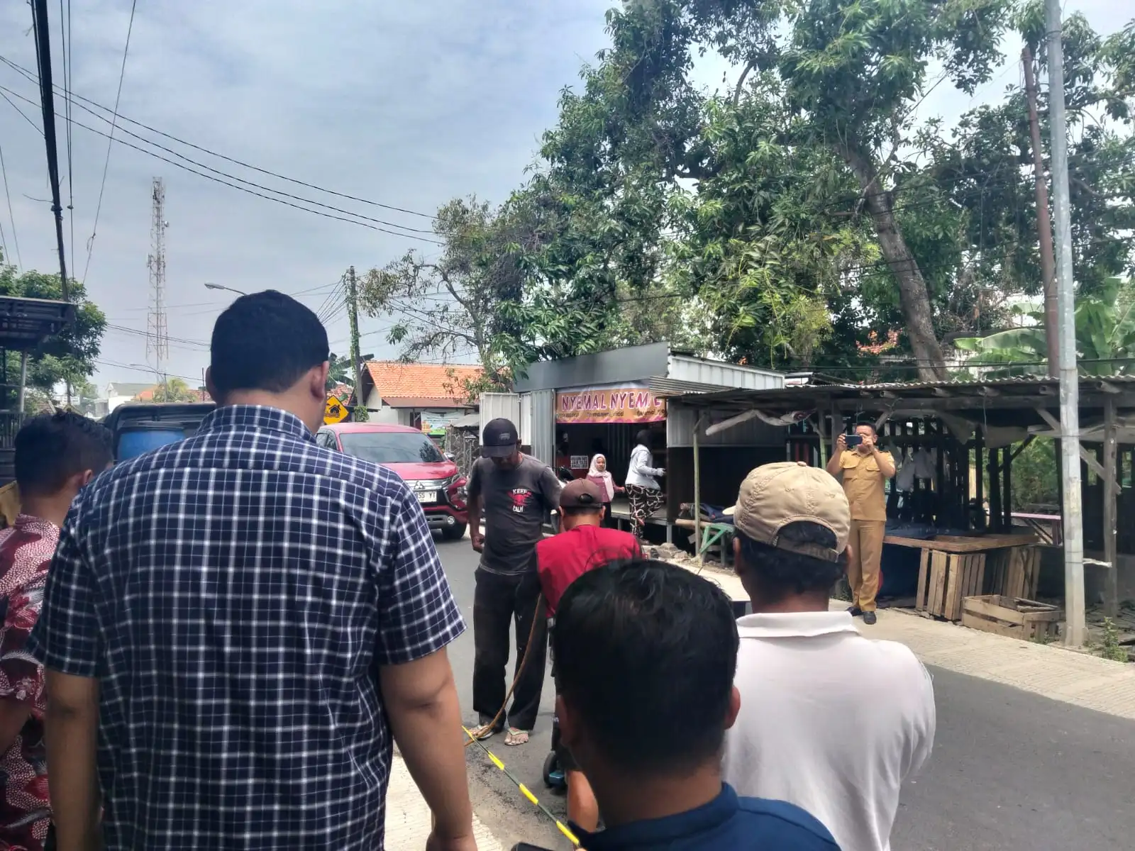 CV Al-Islah Siap Tindaklanjuti Rekomendasi Komisi III Terkait Proyek Jalan Arosbaya–Campor (Ilustrasi)