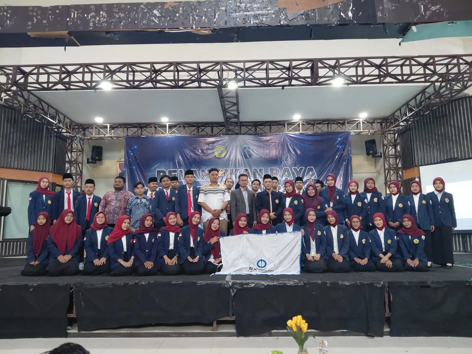 Pelantikan Akbar Organisasi Mahasiswa; Dekan Fakultas Keislaman Berikan Sembilan Nasehat. (Ilustrasi)