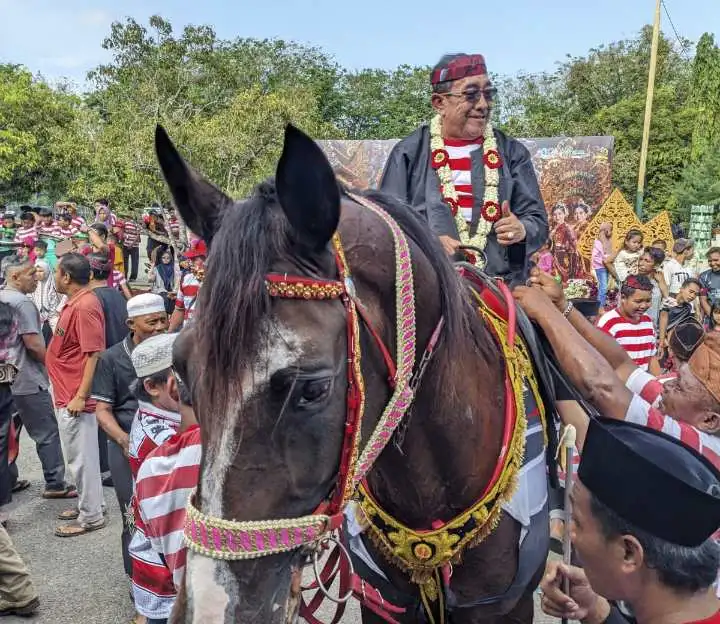 Fedtival Jaran Serek2026 Meriahkan Stadion A.Yani Panglegur.Wabup Sumenep Ajak Lestarikan Budaya Lokal (Ilustrasi)